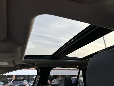 Used 2025 MAZDA CX-50 AWD 2.5 S w/ Accent Package image 19