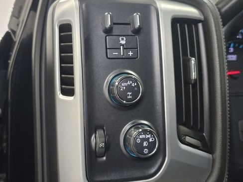 Used 2017 GMC Sierra 1500 SLT w/ SLT Premium Package image 8