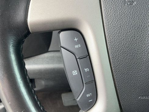 Used 2014 Chevrolet Silverado 2500 LT w/ Snow Plow Prep Package image 18