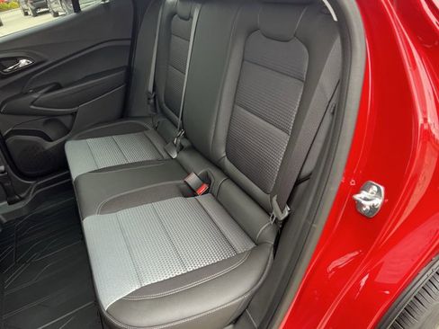 New 2026 Chevrolet Trax LT w/ Driver Confidence Package image 25