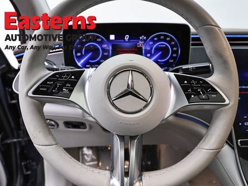 Used 2023 Mercedes-Benz EQE 500 4MATIC SUV image 10