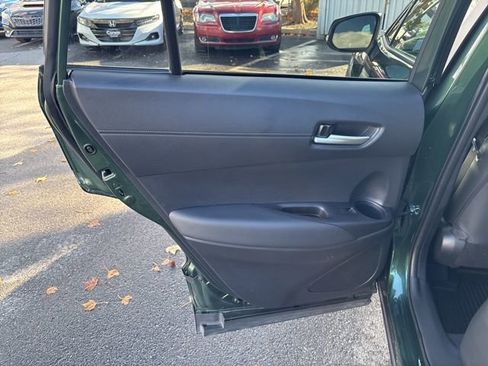 Used 2025 Toyota Corolla Cross XLE image 26