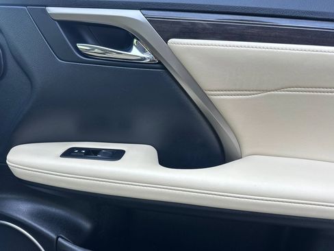 Used 2021 Lexus RX 450h AWD w/ Luxury Package image 21