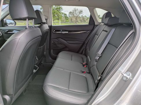 Certified 2024 Kia Seltos EX FWD image 16