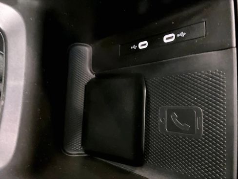 Used 2023 Volkswagen ID.4 Pro S image 36