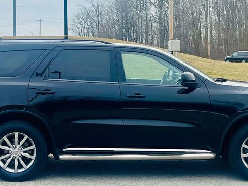 Used 2018 Dodge Durango SXT w/ Quick Order Package 2BB image 2