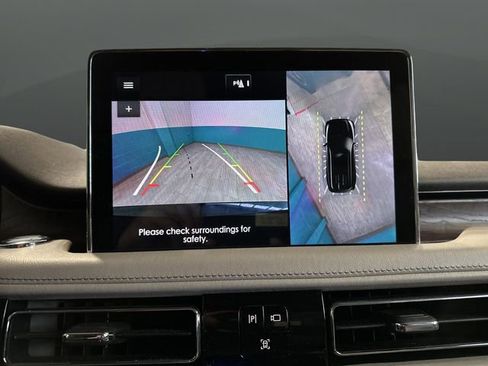 Used 2020 Lincoln Aviator Reserve w/ Equipment Group 202A image 11