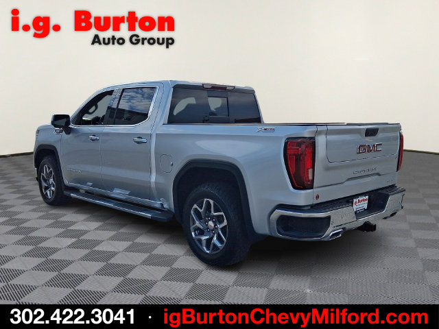Used 2022 GMC Sierra 1500 SLT w/ SLT Premium Plus Package AWD/4WD image 4