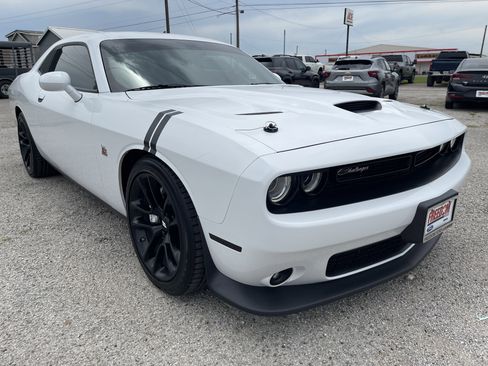 Used 2023 Dodge Challenger R/T Scat Pack w/ Plus Package RWD image 2