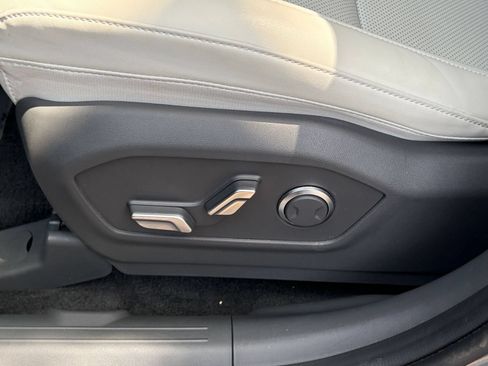 Used 2026 Hyundai Santa Fe SEL FWD image 23