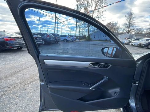 Used 2018 Volkswagen Passat 2.0T S w/ Driver Assistance Package image 16