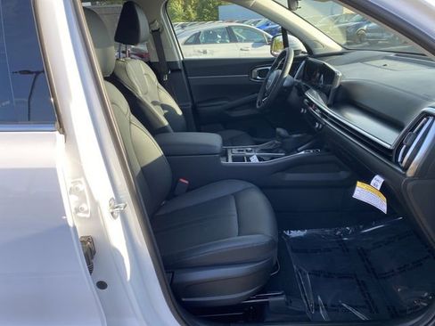 New 2025 Kia Sorento S image 35