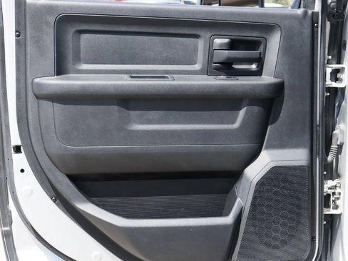 Used 2017 RAM 3500 Tradesman w/ Chrome Appearance Group AWD/4WD image 24