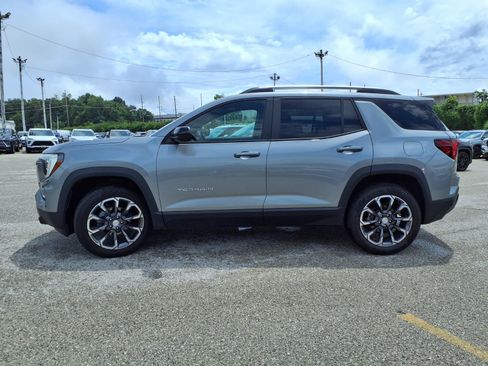 Used 2025 GMC Terrain Elevation w/ Elevation Premium Package AWD/4WD image 31