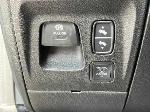 Used 2025 RAM 1500 Laramie w/ Advanced Safety Group II AWD/4WD image 25