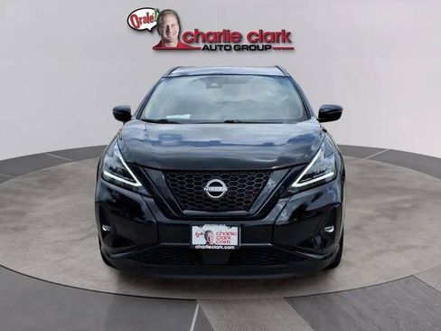 Certified 2024 Nissan Murano SV w/ SV Midnight Edition Package FWD image 8