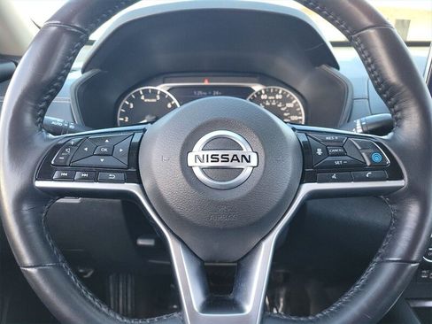 Used 2020 Nissan Altima 2.5 SV image 16