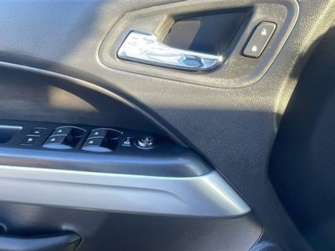 Used 2022 Chevrolet Colorado ZR2 image 30