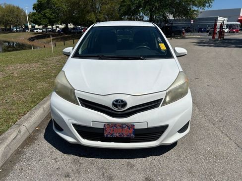 Used 2013 Toyota Yaris LE image 8