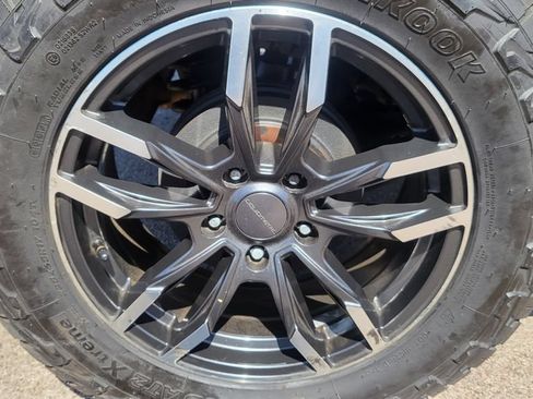 Used 2014 Jeep Patriot Latitude FWD image 16