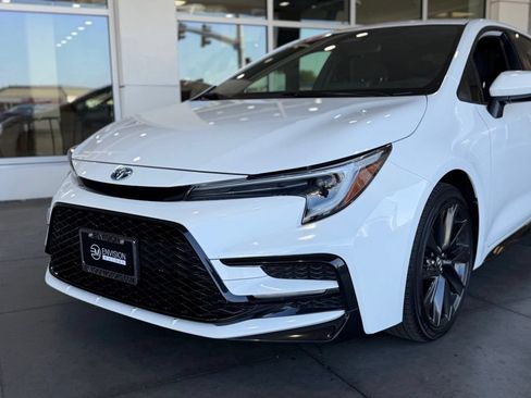 Certified 2024 Toyota Corolla SE FWD image 3