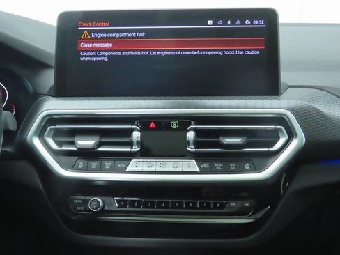 Used 2023 BMW X4 xDrive30i w/ M Sport Package image 14