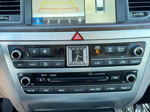 Used 2019 Genesis G80 5.0 Ultimate image 31