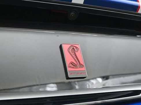 Used 2017 Ford Mustang Shelby GT350R w/ GT350R Equipment Group 920A RWD image 16