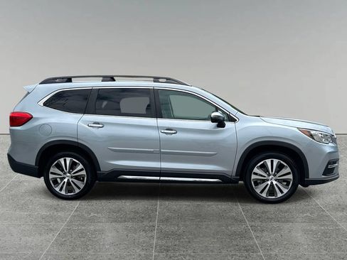 Used 2022 Subaru Ascent Touring AWD/4WD image 6