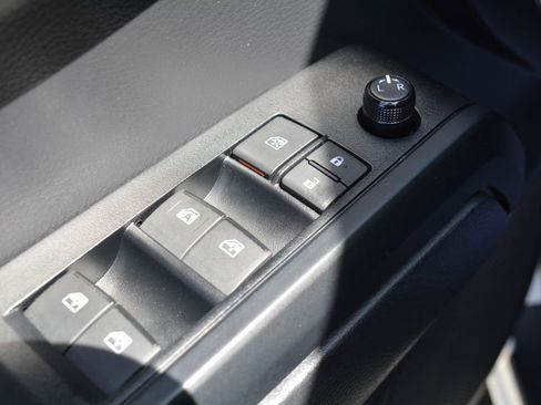 Used 2023 Toyota Tacoma SR AWD/4WD image 8
