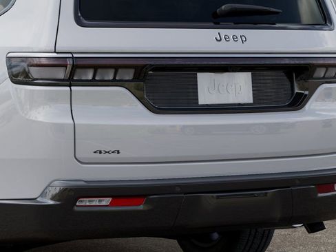 New 2026 Jeep Grand Wagoneer L 4WD image 14