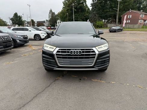 Used 2019 Audi Q5 2.0T Premium Plus w/ Premium Plus Package image 2