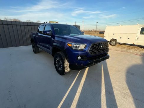 Used 2023 Toyota Tacoma TRD Off-Road image 22