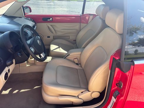 Used 2004 Volkswagen Beetle GLS image 10