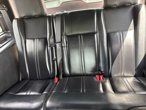 Used 2017 Lincoln Navigator Select AWD/4WD image 14