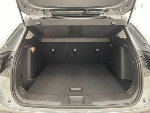 New 2026 Chevrolet Trax LT w/ Driver Confidence Package FWD image 11