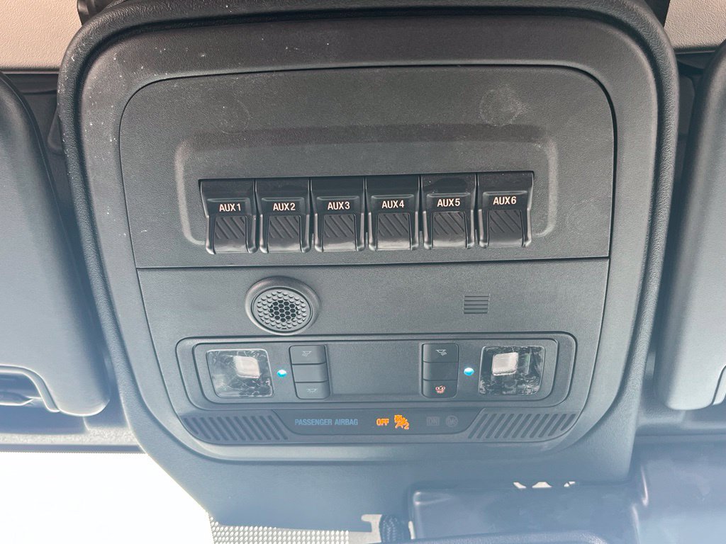 Used 2025 Ford Bronco Raptor AWD/4WD image 32
