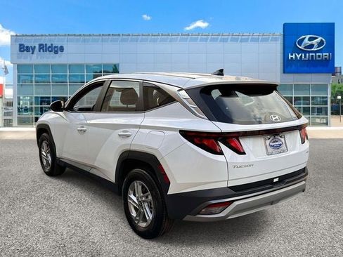Used 2025 Hyundai Tucson SE AWD/4WD image 7