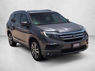 Used 2018 Honda Pilot Elite video 3