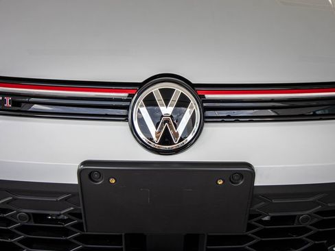 Used 2025 Volkswagen GTI SE FWD image 8