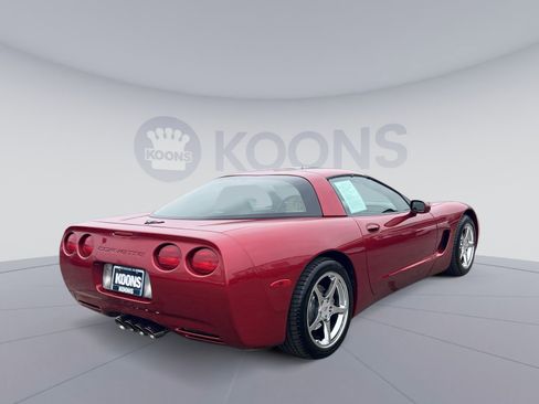 Used 2000 Chevrolet Corvette Coupe w/ Roof Pkg image 7