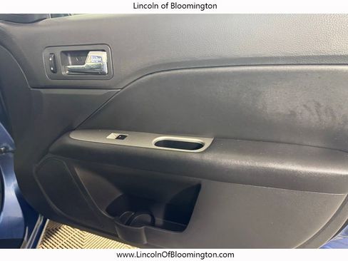Used 2010 Ford Fusion SEL FWD image 18