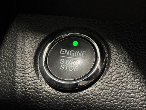 Used 2021 Ford Expedition Limited AWD/4WD image 35