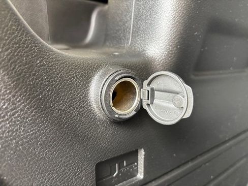 Used 2021 Jeep Wrangler Willys image 17