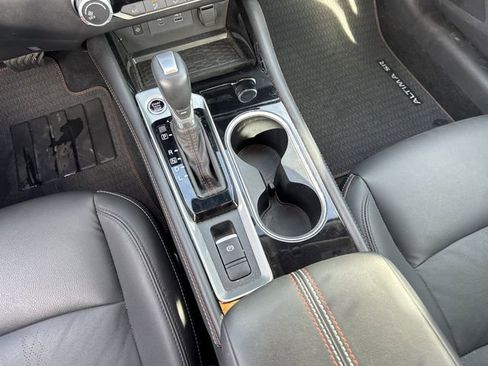 Certified 2024 Nissan Altima 2.5 SR w/ SR Premium Package image 15