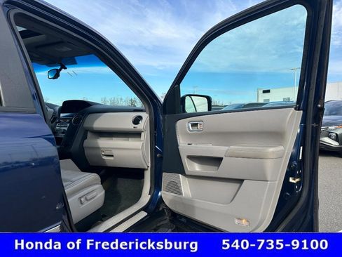 Used 2014 Honda Pilot Touring image 32
