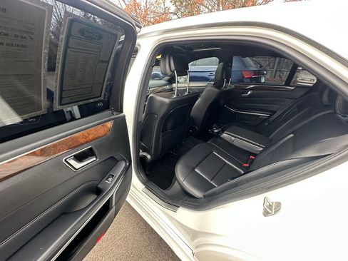 Used 2016 Mercedes-Benz E 350 4MATIC Sedan image 21
