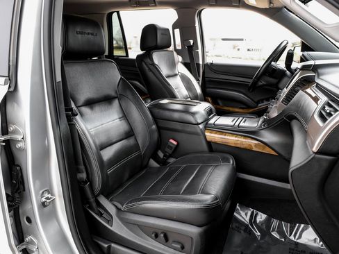 Used 2017 GMC Yukon Denali image 30