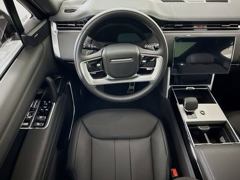 New 2026 Land Rover Range Rover Long Wheelbase SE AWD/4WD image 10
