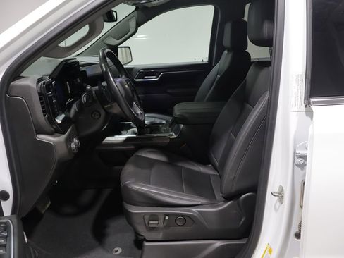 Used 2023 Chevrolet Silverado 1500 LTZ AWD/4WD image 12
